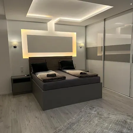 Luca Free Parking Apartment